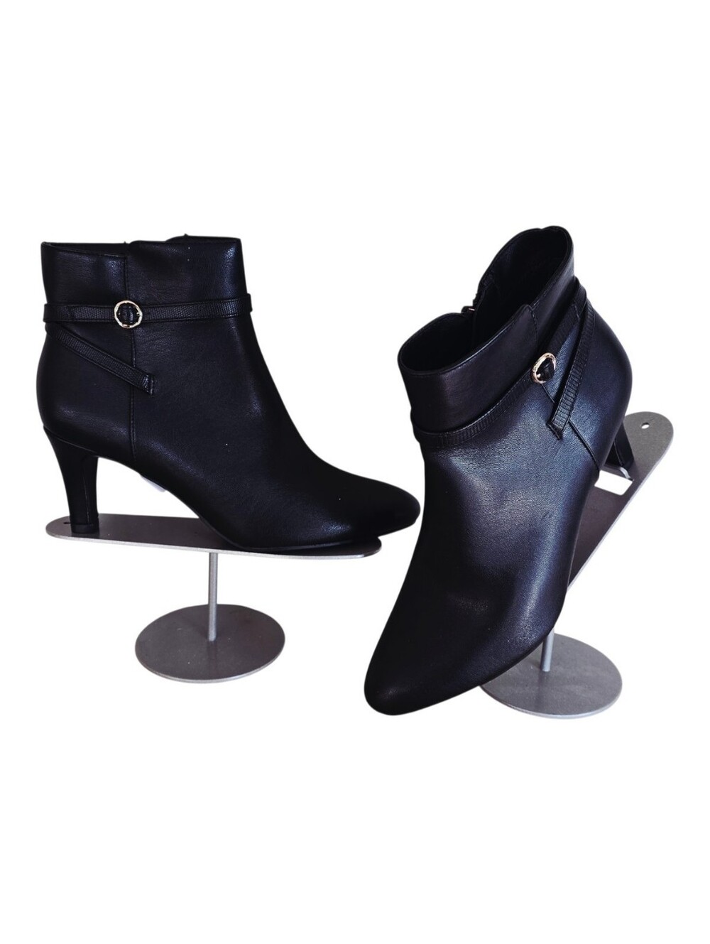 New W/o Box LifeStride Women's Black Side Zip Ankle Boots with Buckle Detail 7.5